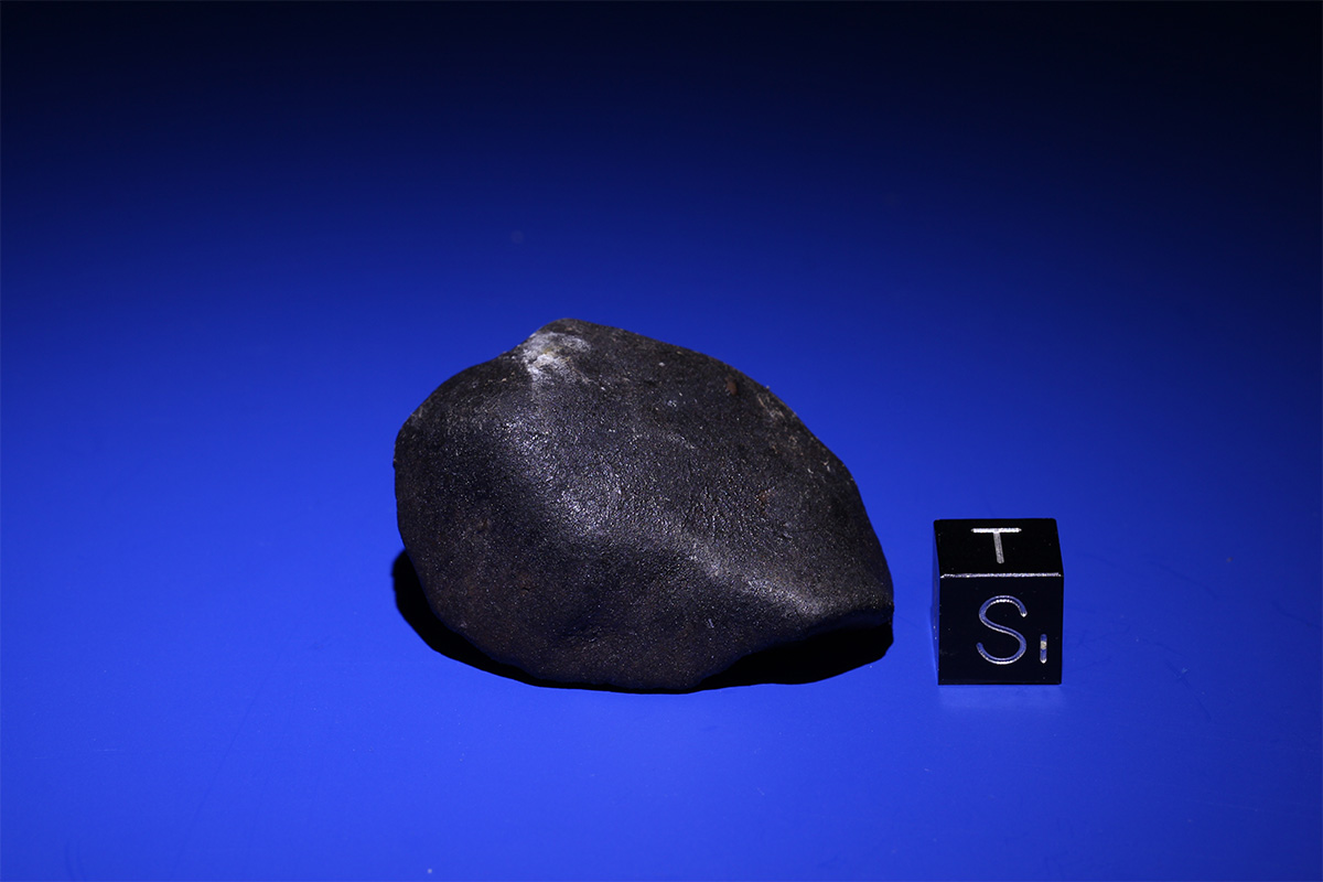 The second 'Ering' meteorite (42.43 g) View A (Photo: M. Karl)